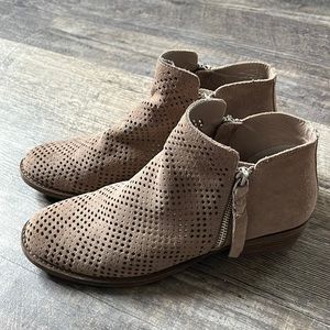 Dolce Vita Booties